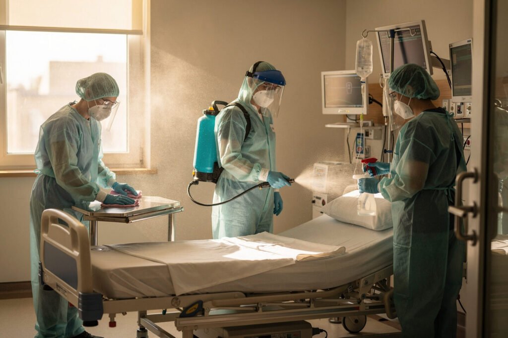 Umfassende Dienstleistungen für hygienische Sicherheit – 2Brüder Gebäudereinigung & Entrümpelung